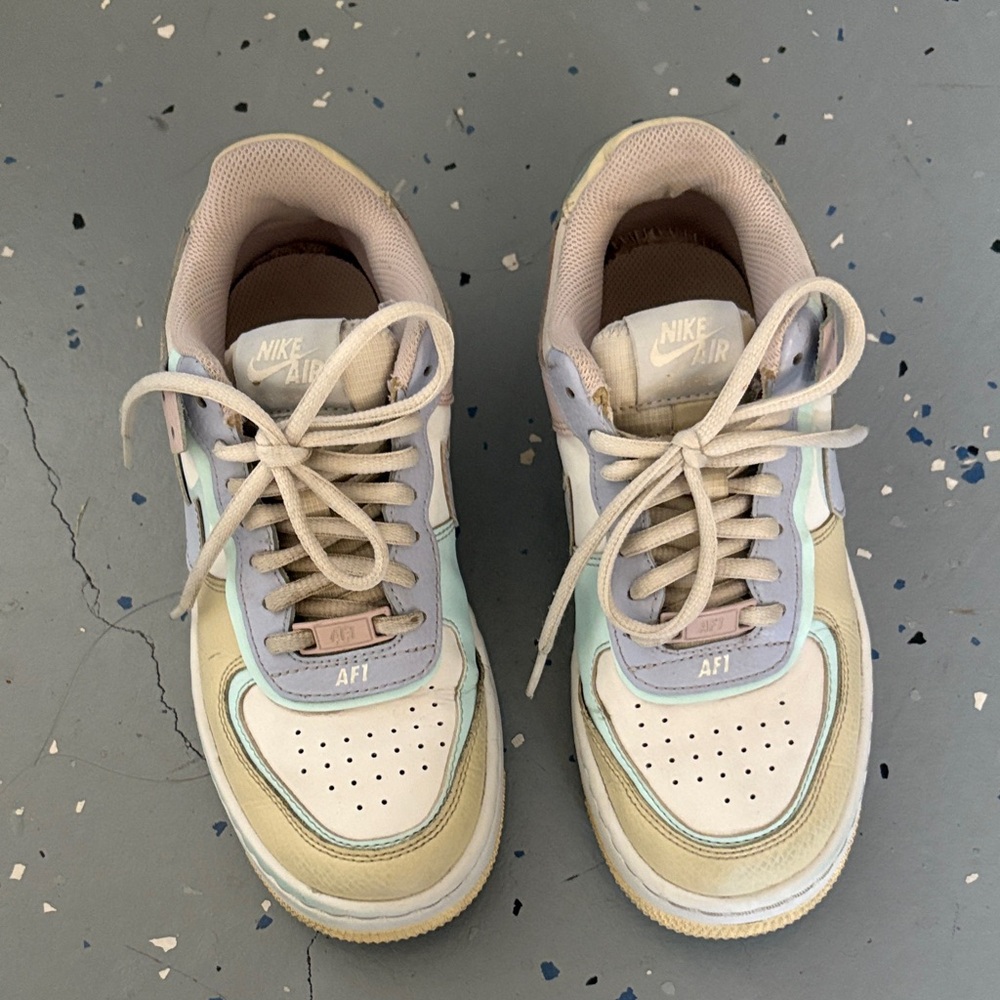 Nike Air Force 1 in Cream and Light Blue